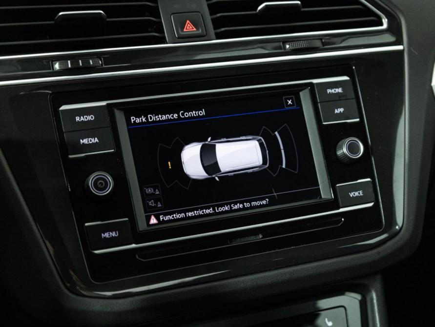 Volkswagen Tiguan II Рестайлинг Санкт-Петербург  - изображение 16