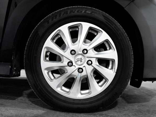Honda Stepwgn V с пробегом 2015 года, цена 1 800 000 рублей, 99448 км, минивэн, Автокод Объявления