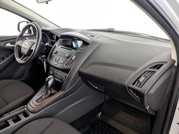 Ford Focus III Рестайлинг с пробегом 2018 года, цена 1 200 000 рублей, 87258 км, хэтчбек, Автокод Объявления
