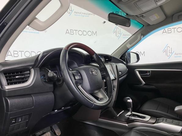 Toyota Fortuner II с пробегом 2018 года, цена 3 679 000 рублей, 134400 км, внедорожник, Автокод Объявления