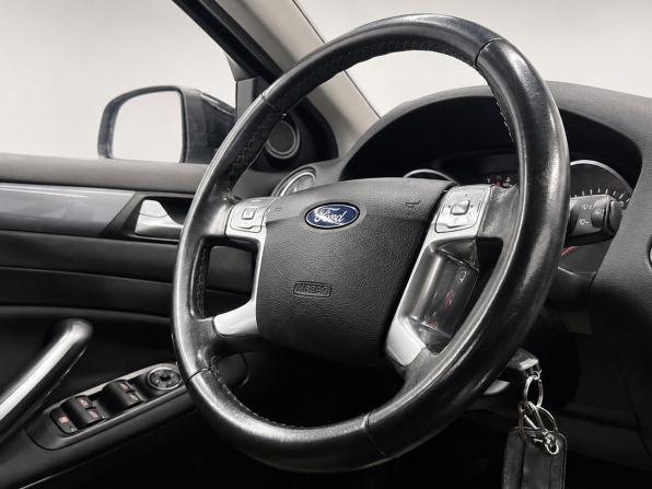Ford Mondeo IV Рестайлинг с пробегом 2013 года, цена 939 000 рублей, 137000 км, седан, Автокод Объявления