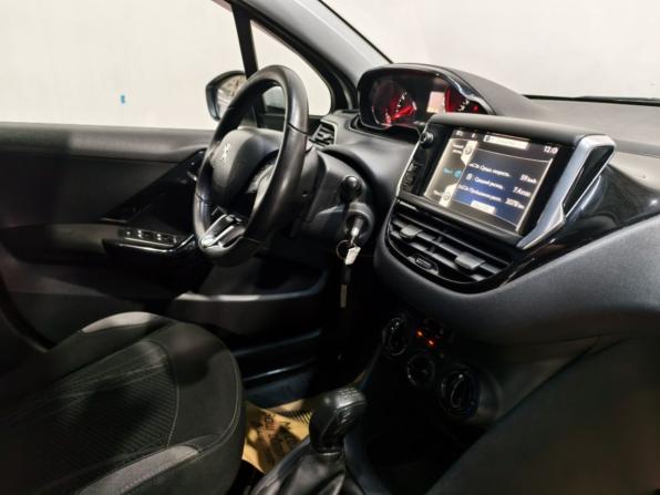 Peugeot 208 I с пробегом 2013 года, цена 595 000 рублей, 208478 км, хэтчбек, Автокод Объявления