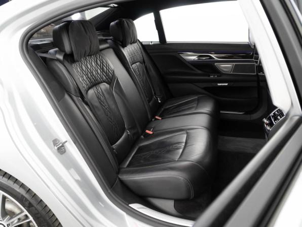 BMW 7 серии VI (G11/G12) с пробегом 2016 года, цена 3 233 055 рублей, 98772 км, седан, Автокод Объявления