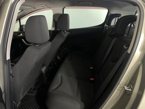 Peugeot 308 I с пробегом 2010 года, цена 385 000 рублей, 198629 км, хэтчбек, Автокод Объявления
