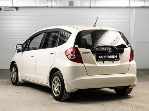 Honda Fit II с пробегом 2008 года, цена 739 000 рублей, 120191 км, хэтчбек, Автокод Объявления