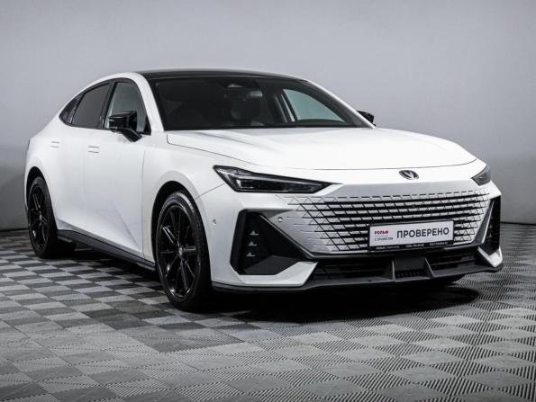Changan UNI-V I с пробегом 2023 года, цена 1 980 000 рублей, 94500 км, лифтбек, Автокод Объявления