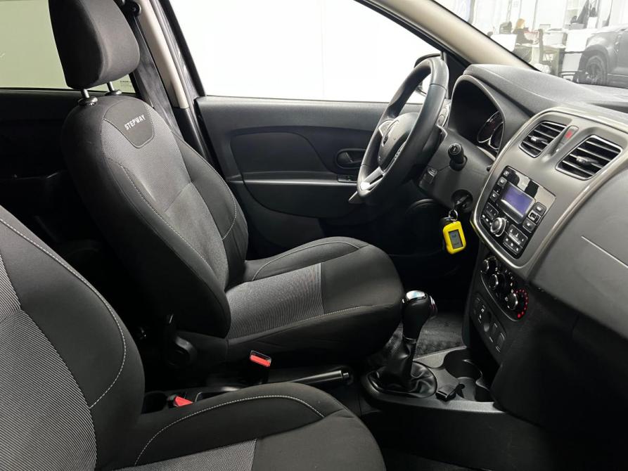 Renault Sandero II Рестайлинг Казань  - изображение 13