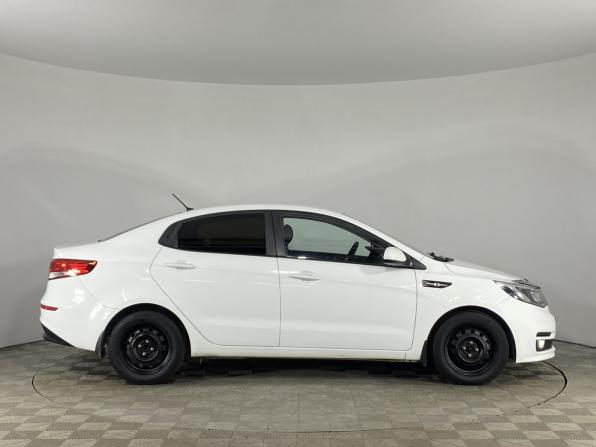Kia Rio III Рестайлинг с пробегом 2016 года, цена 1 050 000 рублей, 167692 км, седан, Автокод Объявления