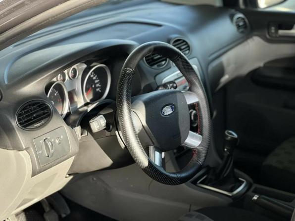 Ford Focus II Рестайлинг с пробегом 2009 года, цена 395 000 рублей, 217110 км, седан, Автокод Объявления
