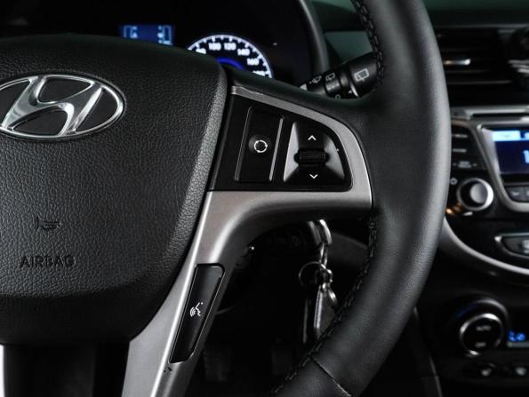 Hyundai Solaris I Рестайлинг с пробегом 2014 года, цена 810 000 рублей, 136071 км, хэтчбек, Автокод Объявления