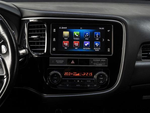 Mitsubishi Outlander III Рестайлинг 3 с пробегом 2019 года, цена 2 470 000 рублей, 89159 км, внедорожник, Автокод Объявления
