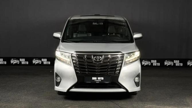 Toyota Alphard III с пробегом 2015 года, цена 3 250 000 рублей, 376772 км, минивэн, Автокод Объявления