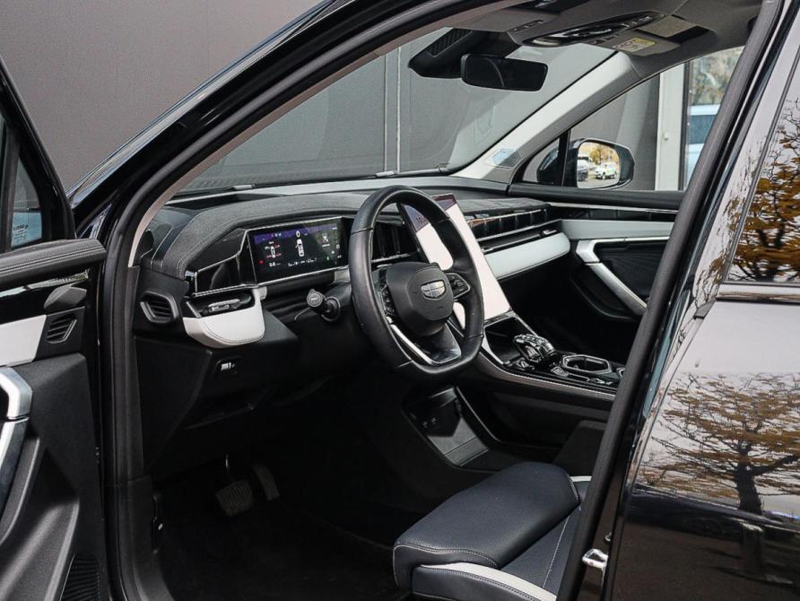 Geely Atlas II Москва  - изображение 13