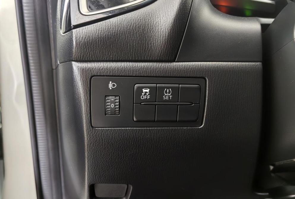 Mazda 3 III (BM) Волгоград  - изображение 17