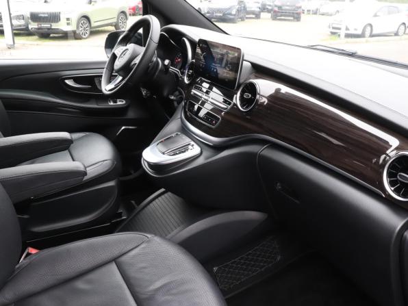 Mercedes-Benz V-Класс III (W447) Рестайлинг с пробегом 2020 года, цена 6 350 000 рублей, 66434 км, минивэн, Автокод Объявления