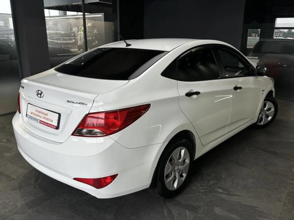 Hyundai Solaris I Рестайлинг с пробегом 2014 года, цена 995 000 рублей, 116400 км, седан, Автокод Объявления