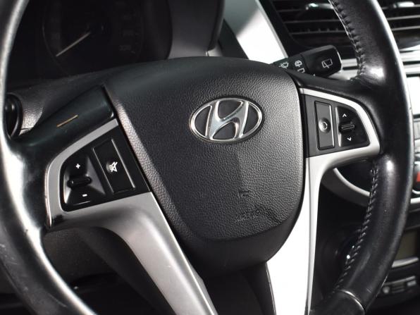 Hyundai Solaris I с пробегом 2011 года, цена 715 995 рублей, 181962 км, хэтчбек, Автокод Объявления