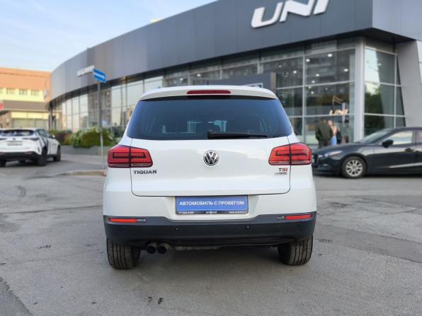 Volkswagen Tiguan I Рестайлинг с пробегом 2016 года, цена 1 158 000 рублей, 259881 км, внедорожник, Автокод Объявления