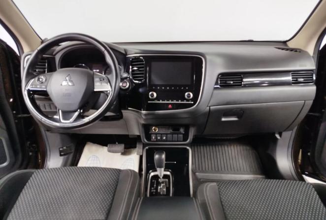 Mitsubishi Outlander III Рестайлинг 3 с пробегом 2021 года, цена 1 900 000 рублей, 169416 км, внедорожник, Автокод Объявления