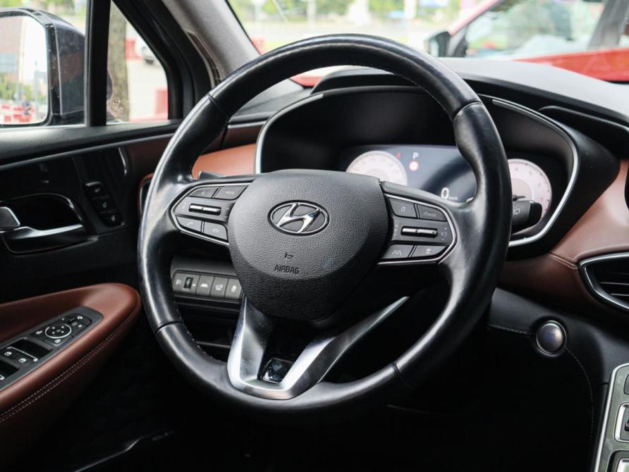 Hyundai Santa Fe IV Рестайлинг Москва  - изображение 16