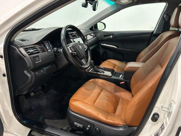 Toyota Camry VII (XV50) Рестайлинг с пробегом 2017 года, цена 1 719 000 рублей, 219770 км, седан, Автокод Объявления