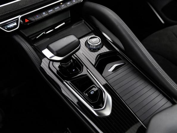 Geely Monjaro I с пробегом 2024 года, цена 3 399 000 рублей, 51423 км, внедорожник, Автокод Объявления