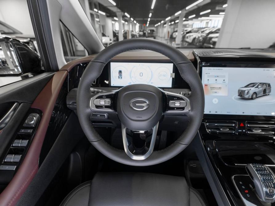 GAC Trumpchi M8 II Москва  - изображение 11
