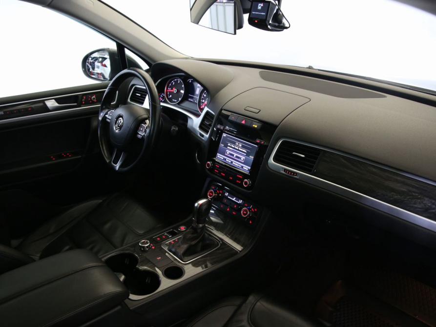 Volkswagen Touareg II Санкт-Петербург  - изображение 14