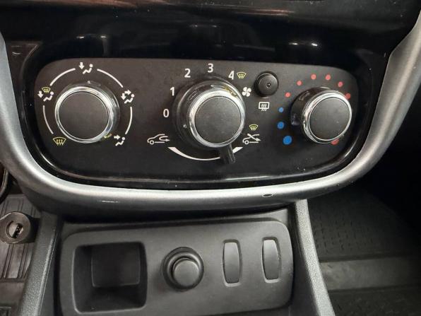Renault Duster I с пробегом 2013 года, цена 585 000 рублей, 240536 км, внедорожник, Автокод Объявления