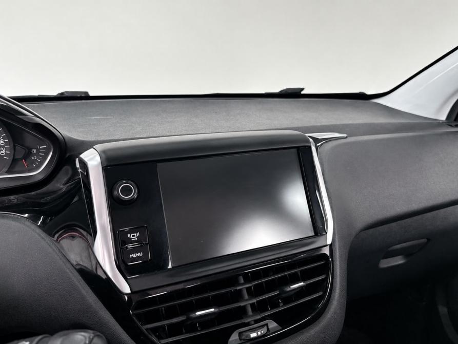 Peugeot 208 I Уфа  - изображение 11