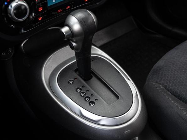 Nissan Juke I с пробегом 2013 года, цена 915 000 рублей, 172586 км, внедорожник, Автокод Объявления