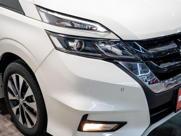 Nissan Serena V (C27) с пробегом 2018 года, цена 2 100 000 рублей, 76600 км, минивэн, Автокод Объявления