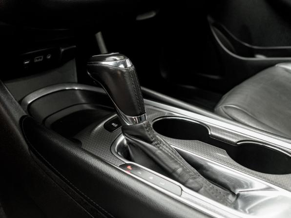 Chevrolet Malibu IX Рестайлинг с пробегом 2018 года, цена 1 350 000 рублей, 302482 км, седан, Автокод Объявления
