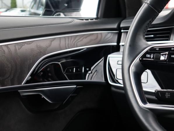Audi A8 IV (D5) с пробегом 2021 года, цена 6 999 000 рублей, 97535 км, седан, Автокод Объявления