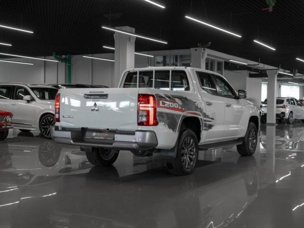 Mitsubishi L200 VI с пробегом 2025 года, цена 5 500 000 рублей, 50 км, пикап, Автокод Объявления