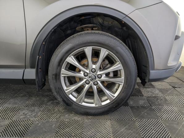 Toyota RAV4 IV (XA40) Рестайлинг с пробегом 2017 года, цена 2 250 000 рублей, 217415 км, внедорожник, Автокод Объявления