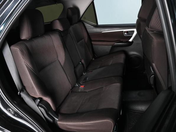 Toyota Fortuner II с пробегом 2019 года, цена 3 250 000 рублей, 134175 км, внедорожник, Автокод Объявления