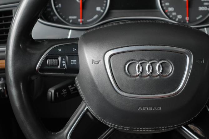 Audi A7 I (4G) Рестайлинг с пробегом 2015 года, цена 3 399 000 рублей, 163000 км, лифтбек, Автокод Объявления