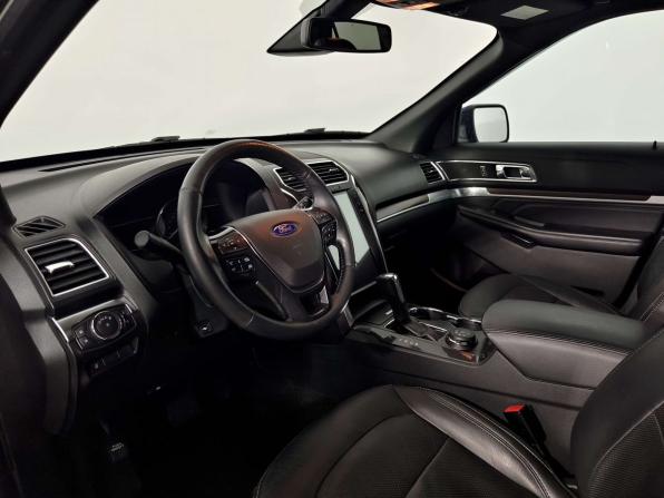 Ford Explorer V Рестайлинг 2 с пробегом 2017 года, цена 2 699 000 рублей, 201536 км, внедорожник, Автокод Объявления