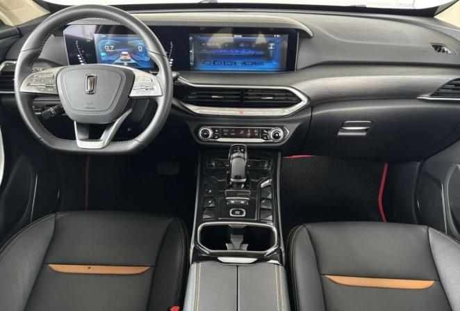 FAW Bestune T77 I с пробегом 2023 года, цена 1 645 000 рублей, 50470 км, внедорожник, Автокод Объявления