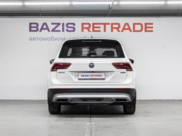 Volkswagen Tiguan II с пробегом 2019 года, цена 2 770 000 рублей, 68830 км, внедорожник, Автокод Объявления