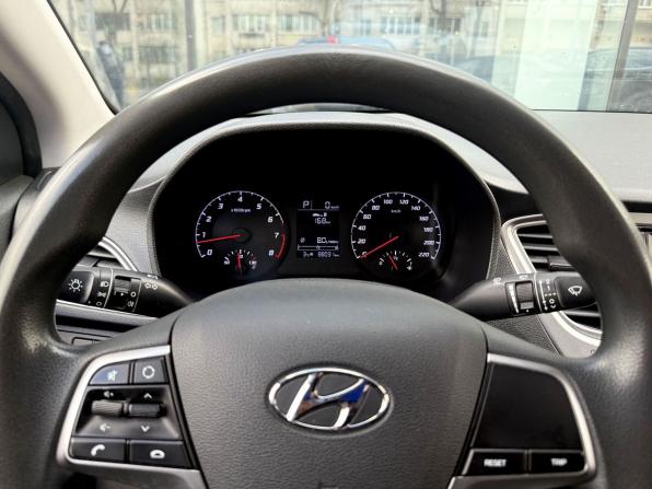Hyundai Solaris II Рестайлинг с пробегом 2021 года, цена 1 499 000 рублей, 88028 км, седан, Автокод Объявления