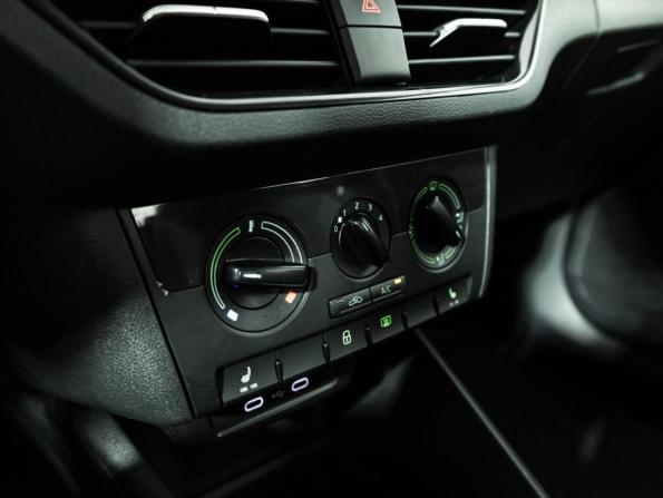 Skoda Rapid II с пробегом 2021 года, цена 1 389 700 рублей, 143456 км, лифтбек, Автокод Объявления