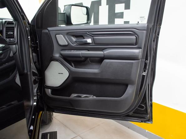 Ram 1500 V Рестайлинг с пробегом 2026 года, цена 10 999 000 рублей, 30 км, offers.body_type.unknown, Автокод Объявления