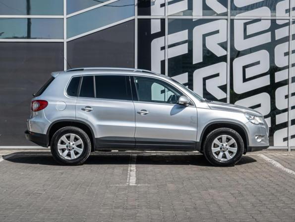 Volkswagen Tiguan I с пробегом 2011 года, цена 1 250 000 рублей, 113362 км, внедорожник, Автокод Объявления