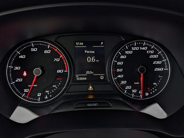 SEAT Leon III с пробегом 2013 года, цена 1 300 000 рублей, 103090 км, хэтчбек, Автокод Объявления