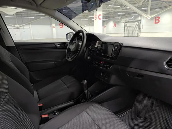 Volkswagen Polo VI с пробегом 2021 года, цена 1 455 000 рублей, 60202 км, лифтбек, Автокод Объявления