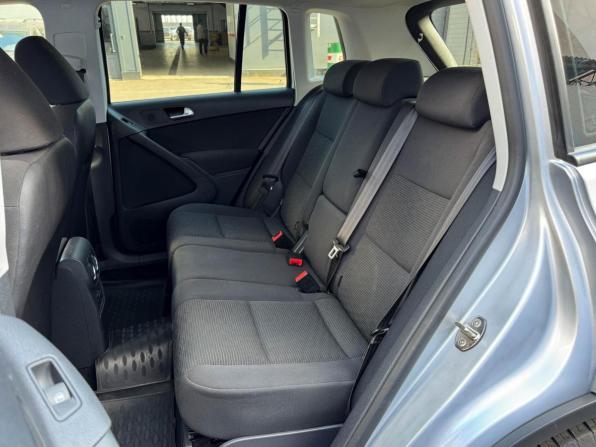 Volkswagen Tiguan I Рестайлинг с пробегом 2012 года, цена 899 000 рублей, 229458 км, внедорожник, Автокод Объявления