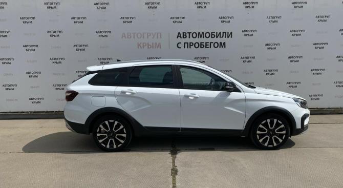 Lada (ВАЗ) Vesta I Рестайлинг (NG) с пробегом 2024 года, цена 2 000 000 рублей, 13669 км, универсал, Автокод Объявления