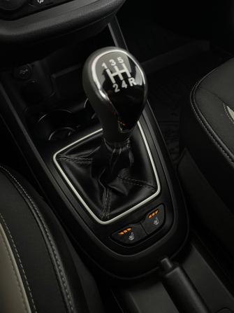 Lada (ВАЗ) Vesta I с пробегом 2021 года, цена 1 211 000 рублей, 83131 км, седан, Автокод Объявления